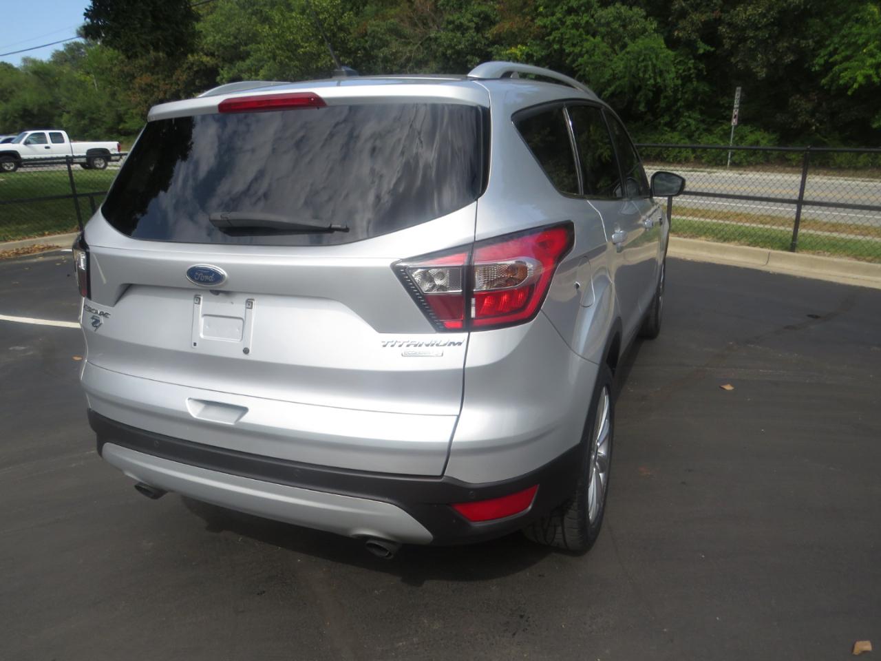 Ford Escape Titanium FWD 2017