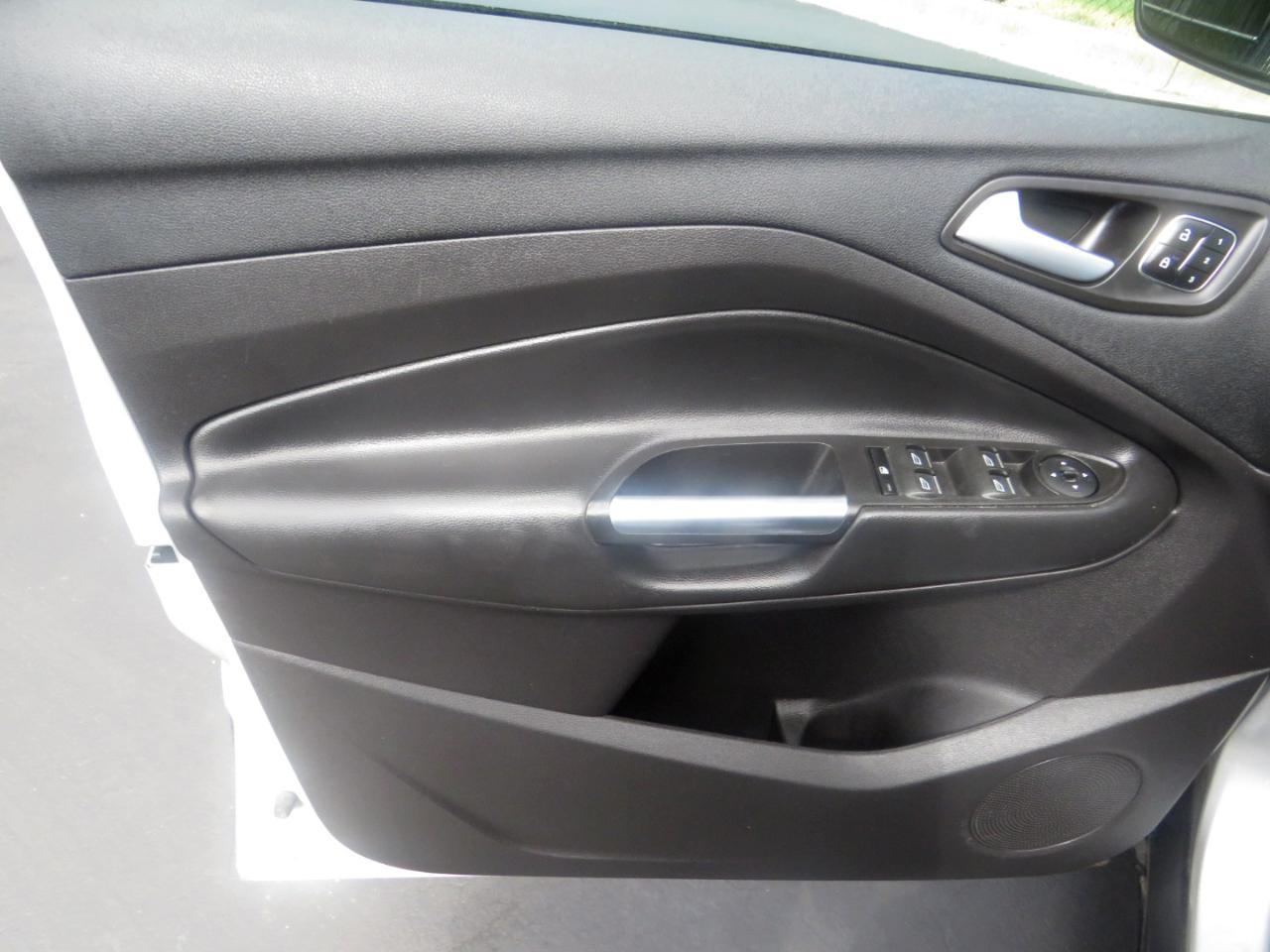 Ford Escape Titanium FWD 2017