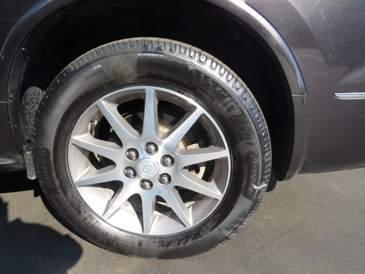 Buick Enclave AWD 4dr Leather 2015