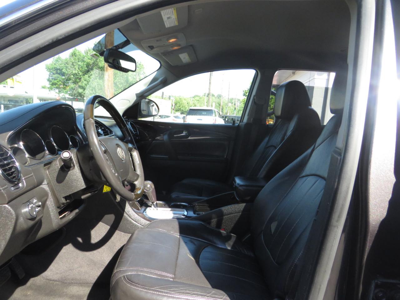 Buick Enclave AWD 4dr Leather 2015