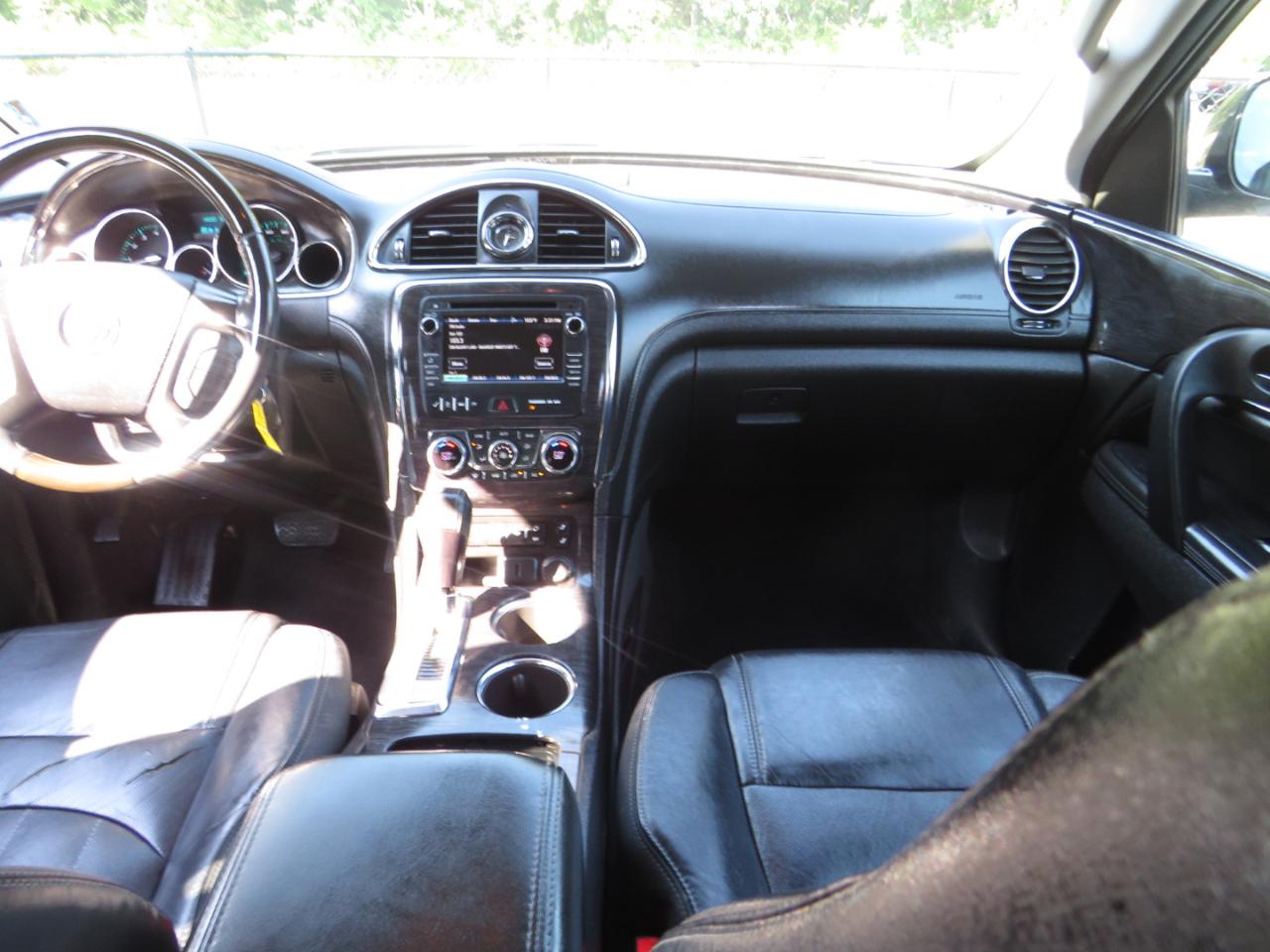 Buick Enclave AWD 4dr Leather 2015