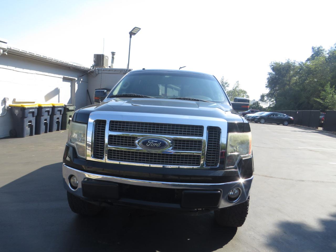 Ford F-150 4WD SuperCrew 145" XLT 2010
