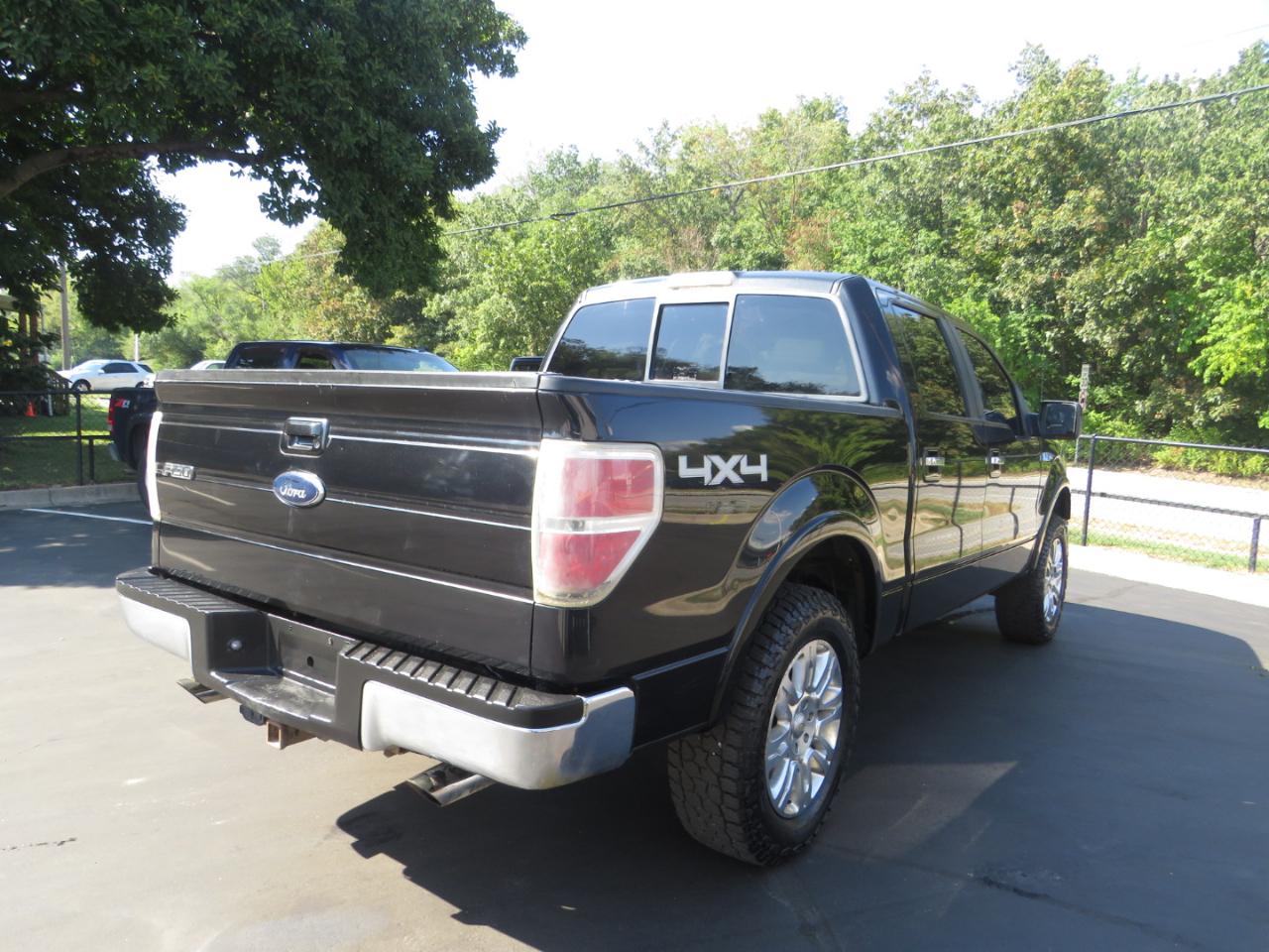 Ford F-150 4WD SuperCrew 145" XLT 2010