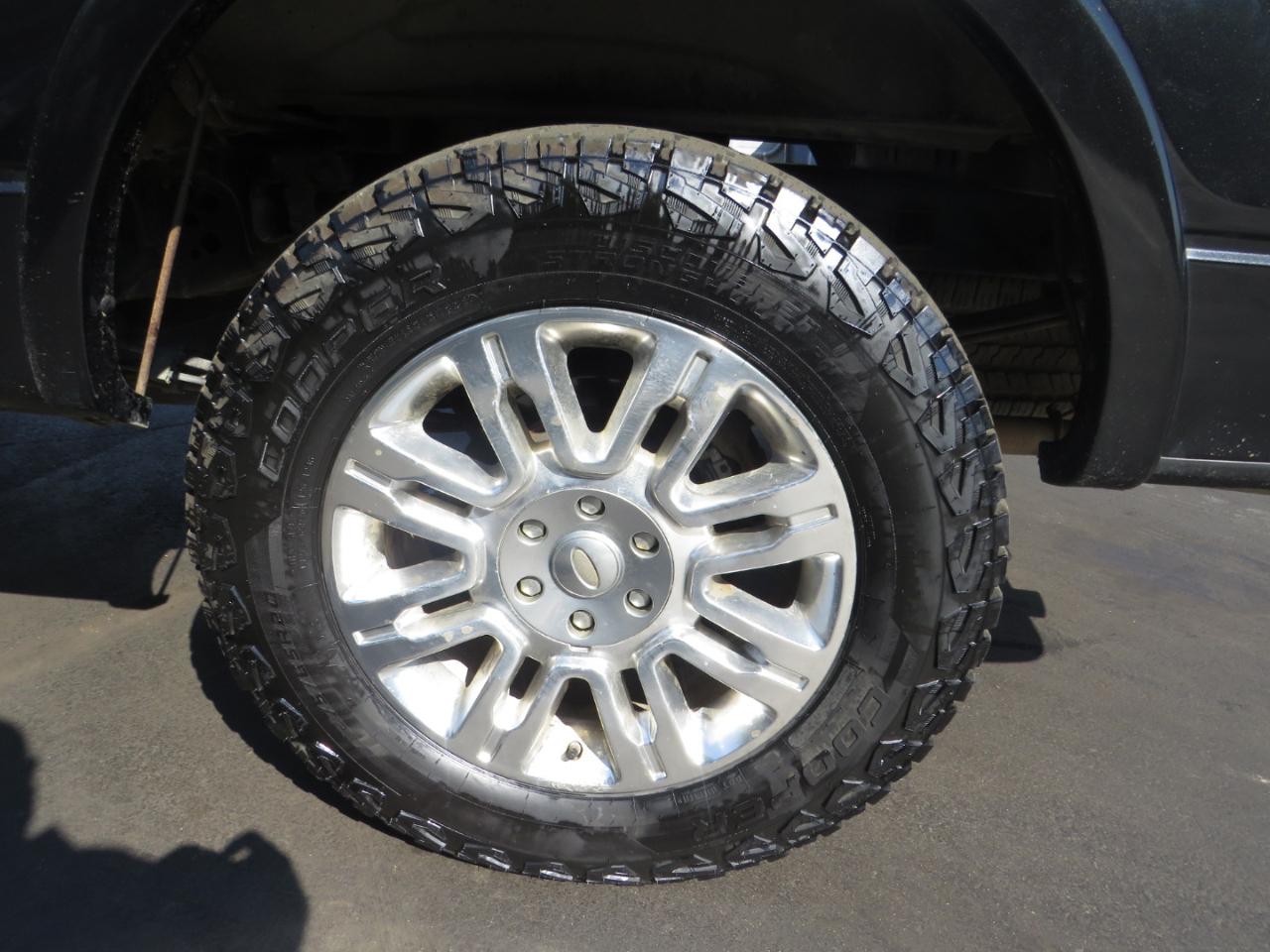 Ford F-150 4WD SuperCrew 145" XLT 2010
