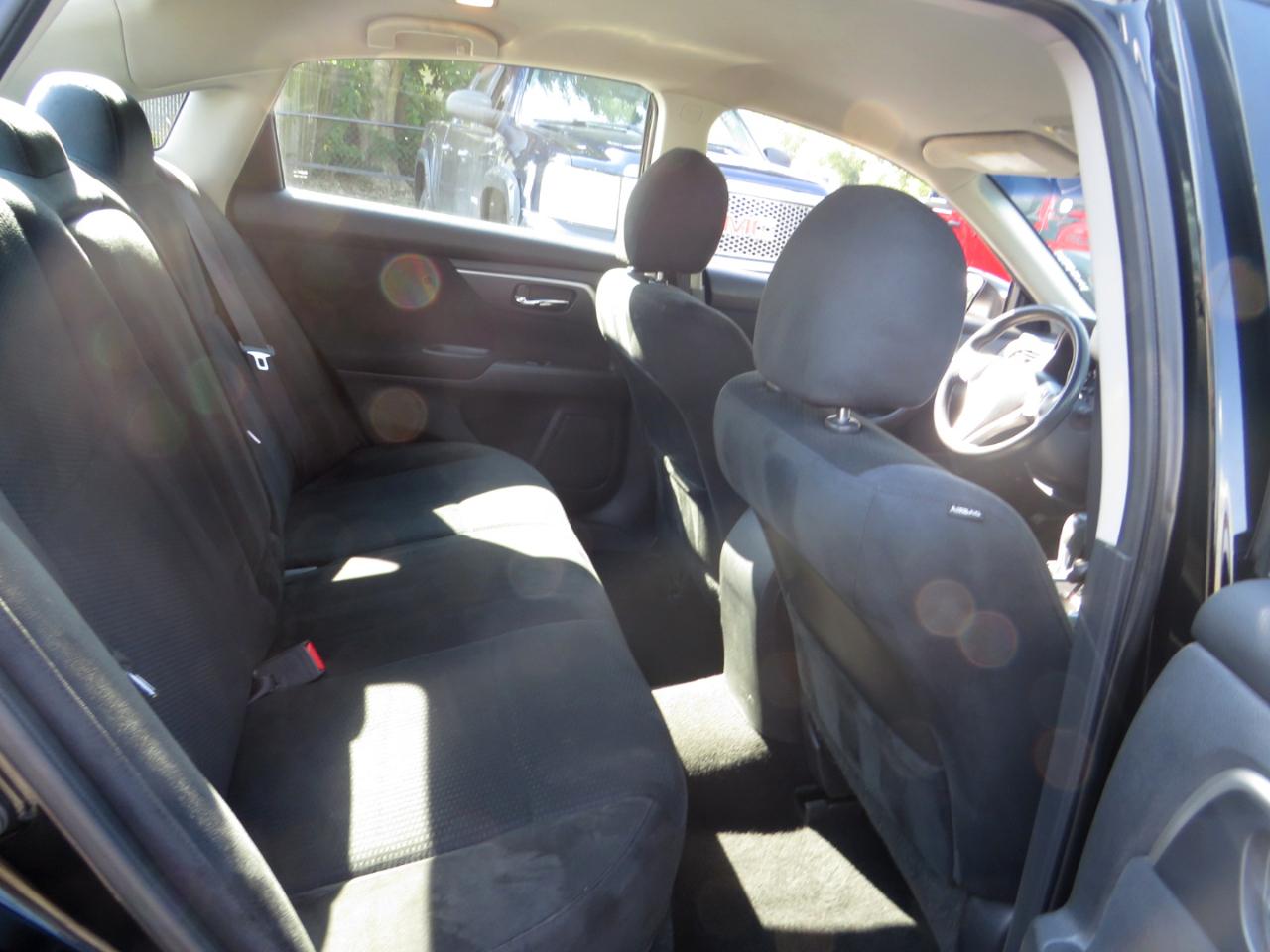 Nissan Altima 4dr Sdn I4 2.5 S 2015