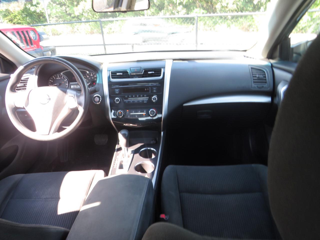 Nissan Altima 4dr Sdn I4 2.5 S 2015
