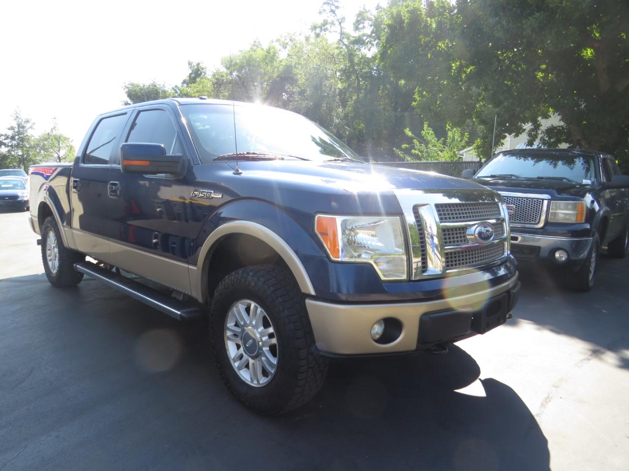 Ford F-150 4WD SuperCrew 145" XLT 2012