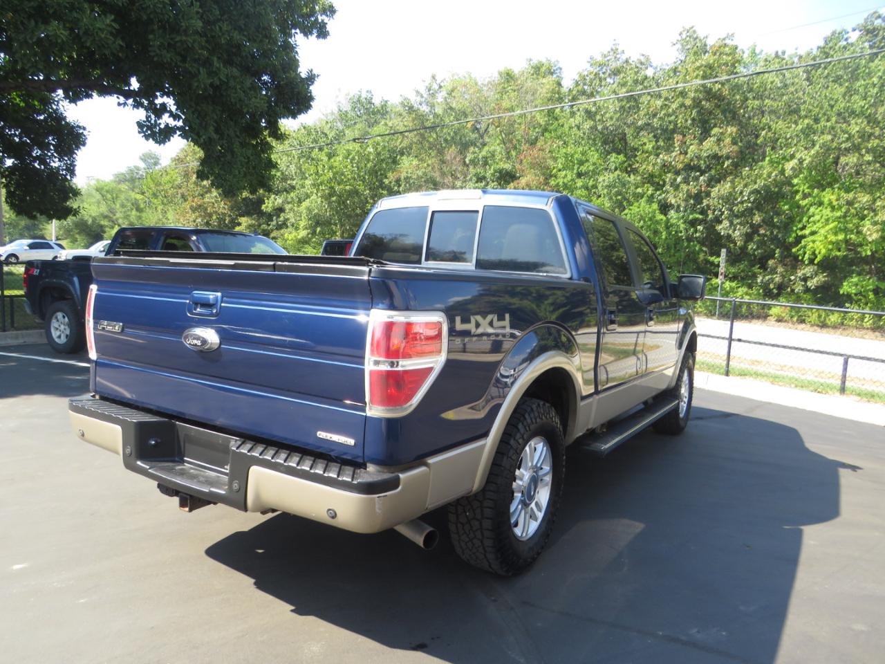 Ford F-150 4WD SuperCrew 145" XLT 2012