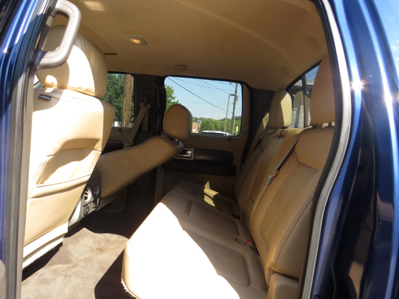 Ford F-150 4WD SuperCrew 145" XLT 2012