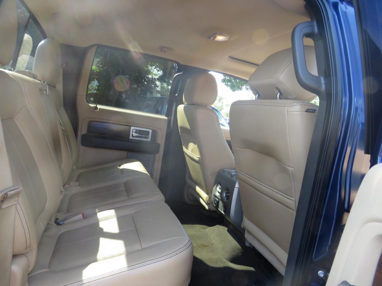 Ford F-150 4WD SuperCrew 145" XLT 2012