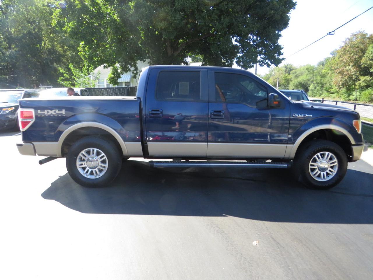 Ford F-150 4WD SuperCrew 145" XLT 2012