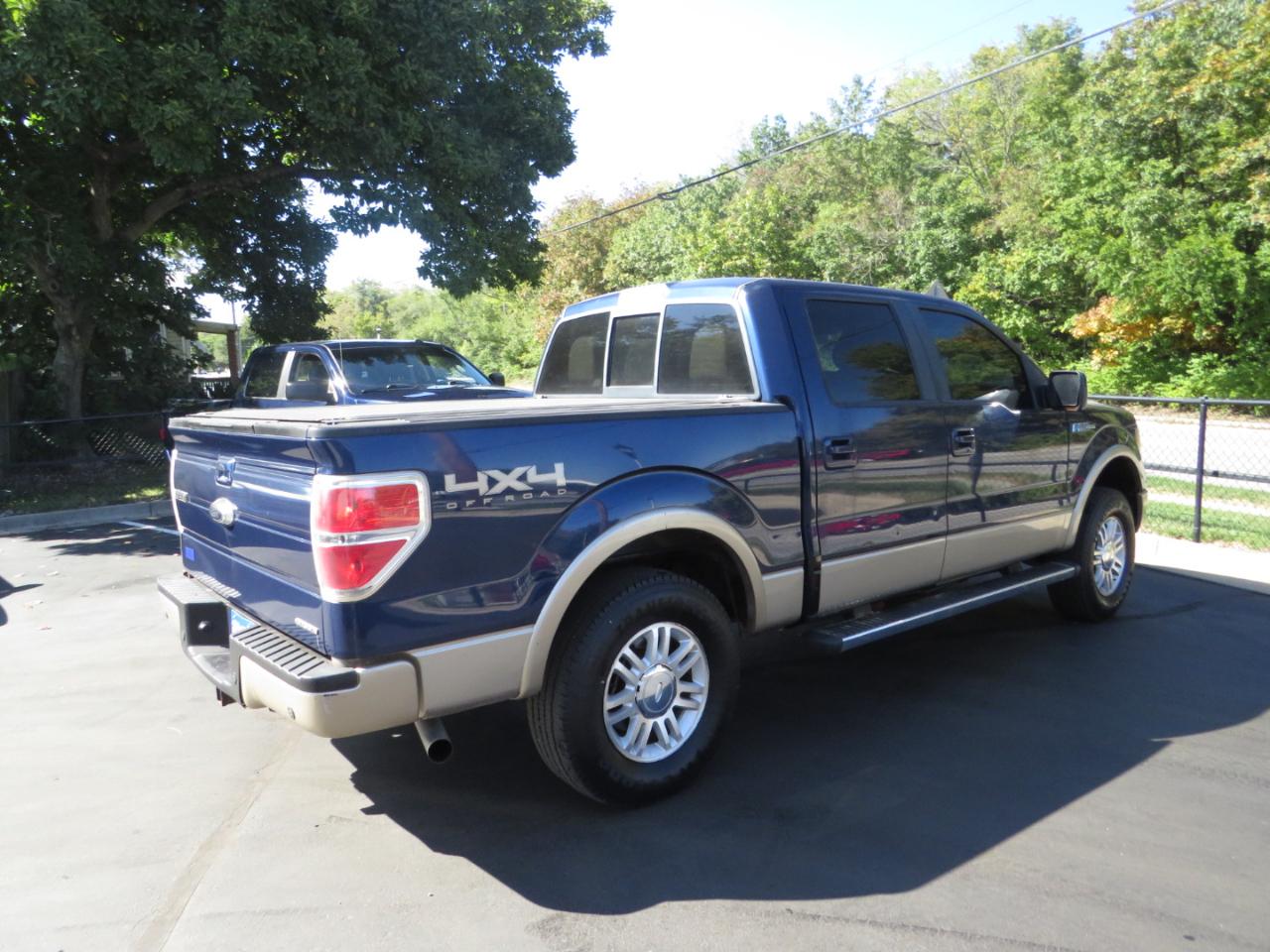 Ford F-150 4WD SuperCrew 145" XLT 2012