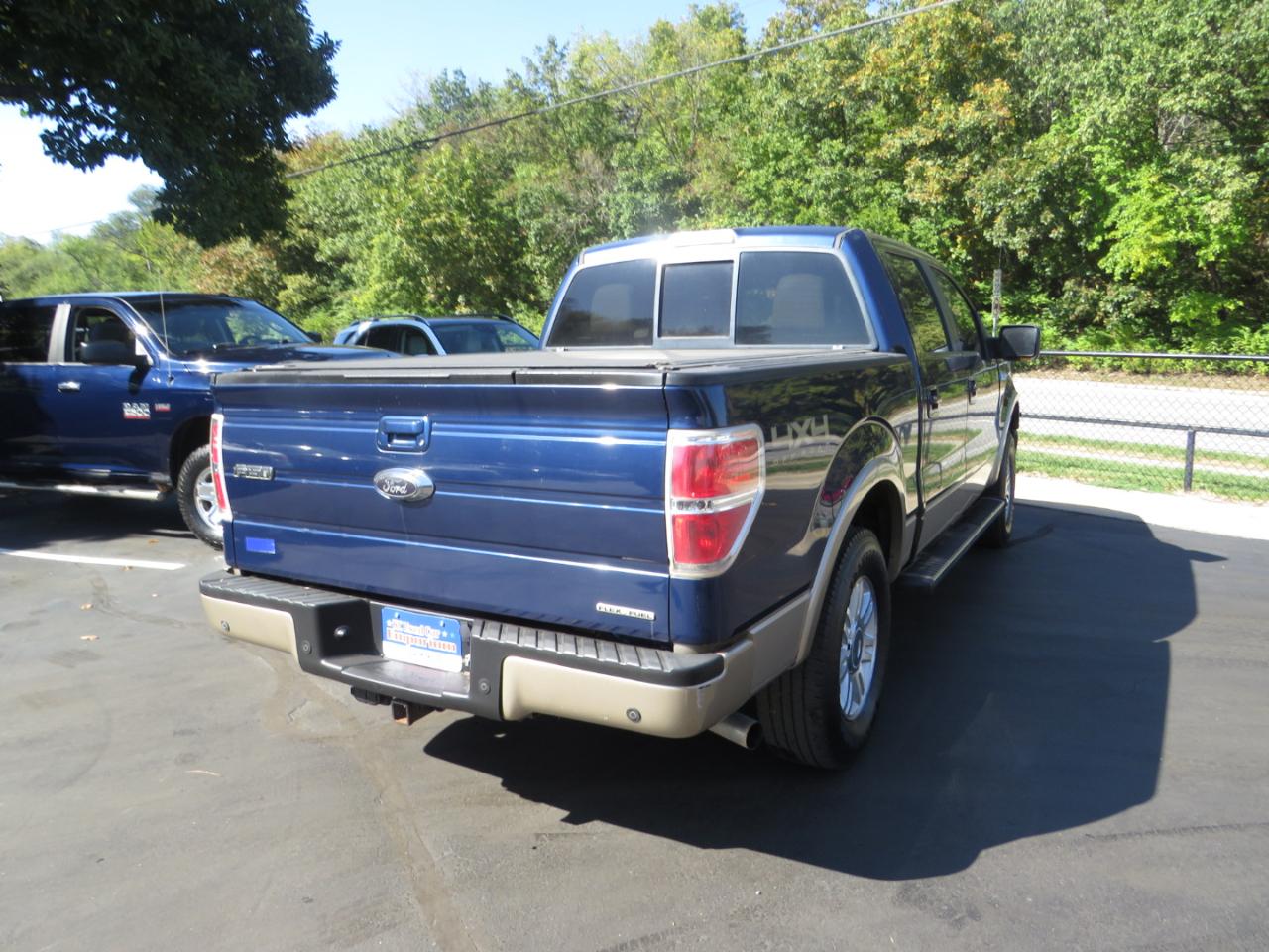 Ford F-150 4WD SuperCrew 145" XLT 2012