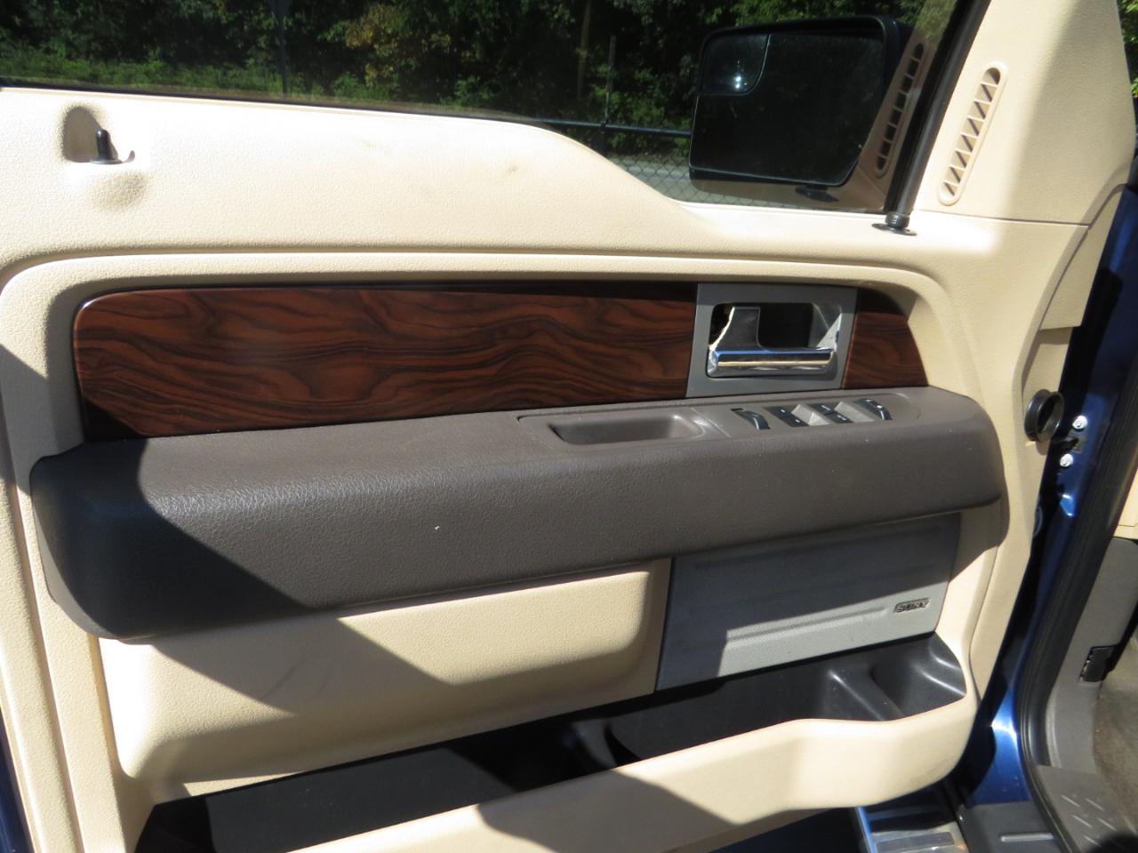 Ford F-150 4WD SuperCrew 145" XLT 2012