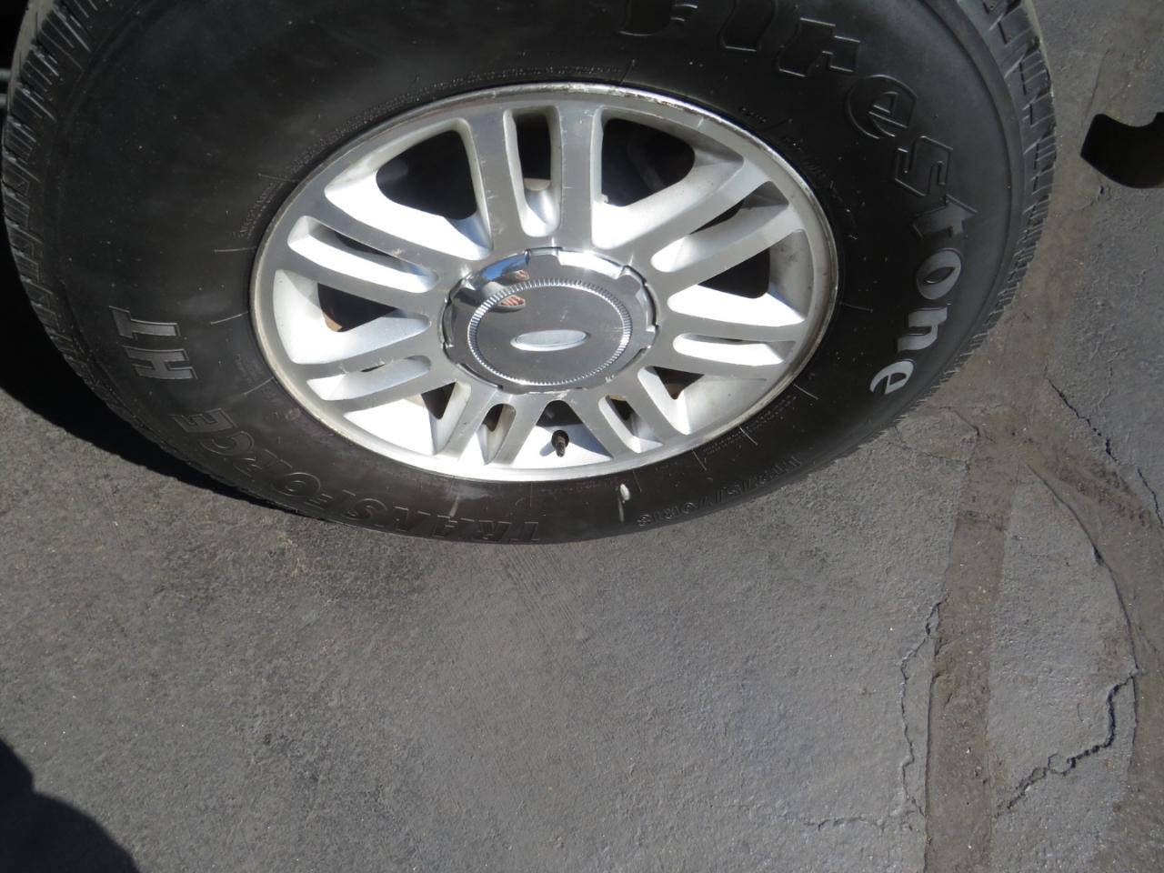 Ford F-150 4WD SuperCrew 145" XLT 2012