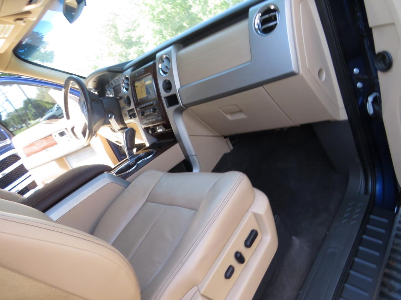 Ford F-150 4WD SuperCrew 145" XLT 2012