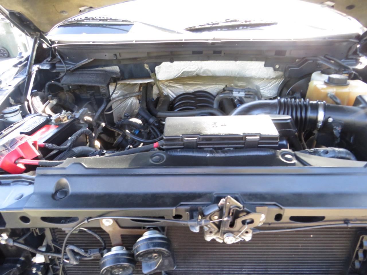 Ford F-150 4WD SuperCrew 145" XLT 2012