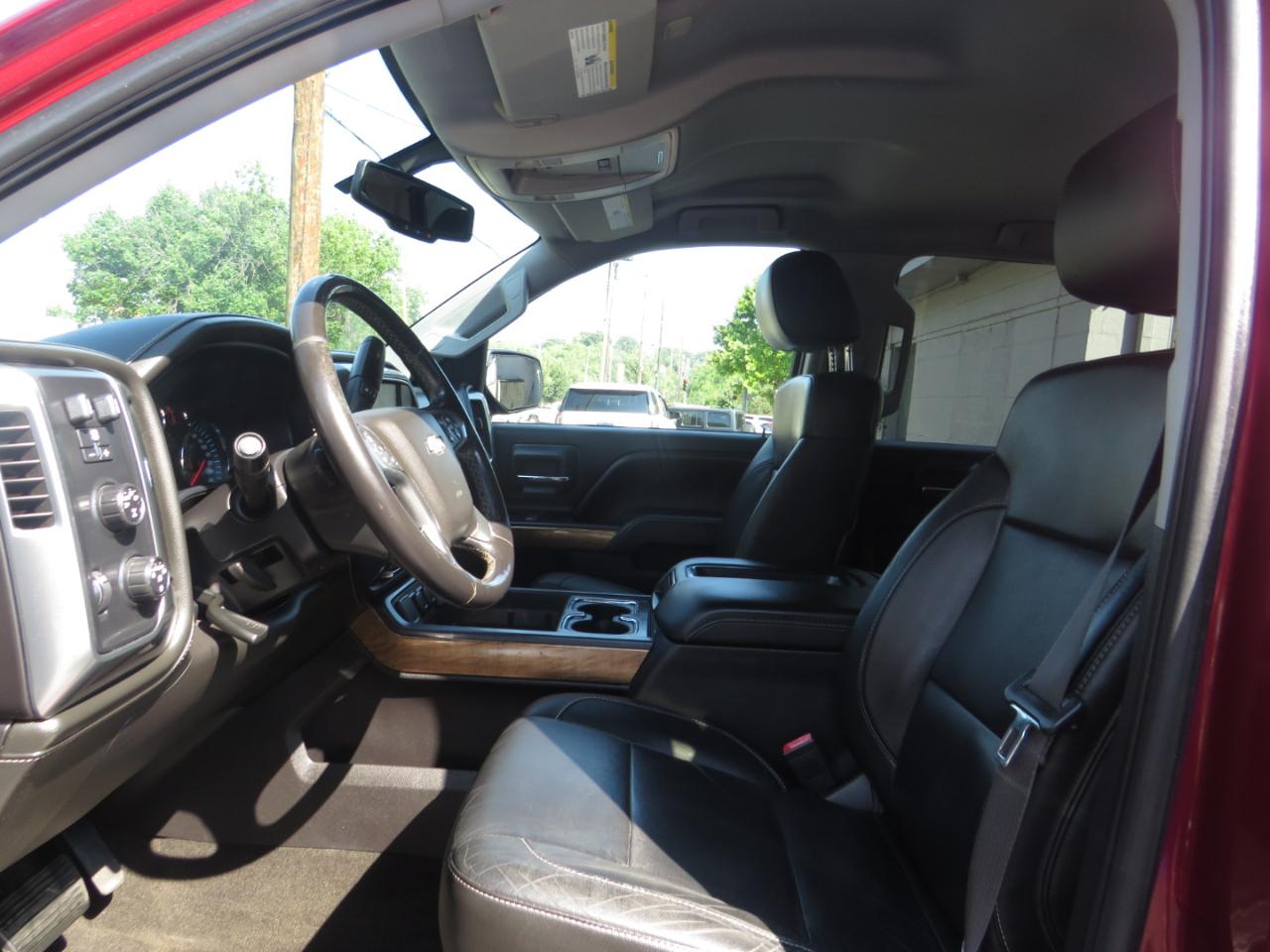 Chevrolet Silverado 1500 4WD Crew Cab 143.5" LTZ w/1LZ 2015