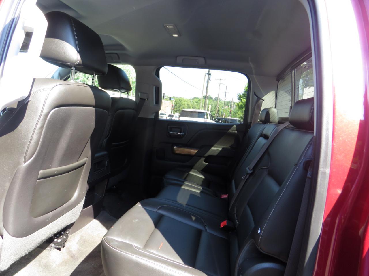 Chevrolet Silverado 1500 4WD Crew Cab 143.5" LTZ w/1LZ 2015