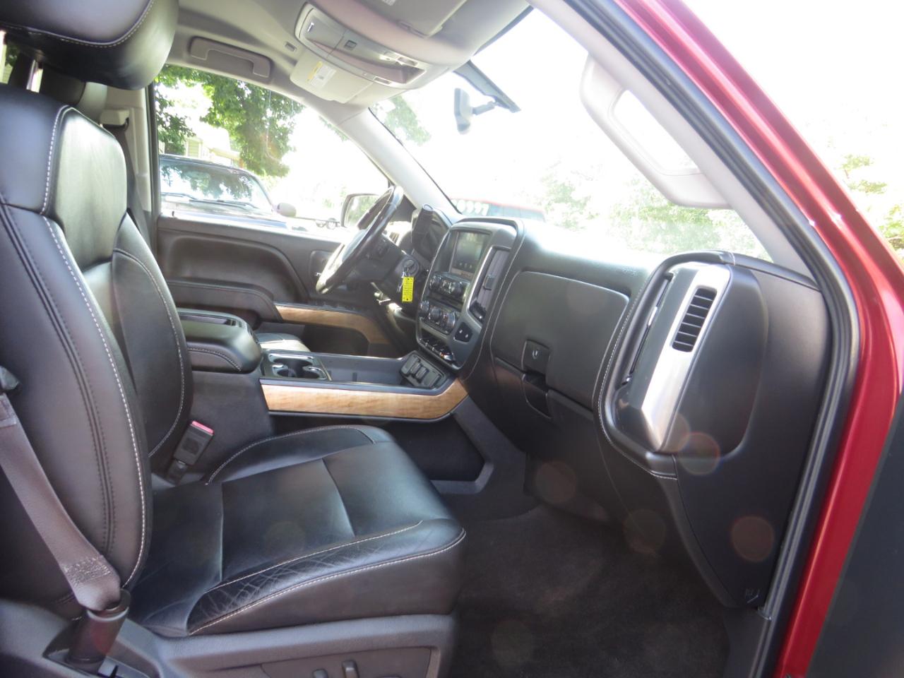 Chevrolet Silverado 1500 4WD Crew Cab 143.5" LTZ w/1LZ 2015