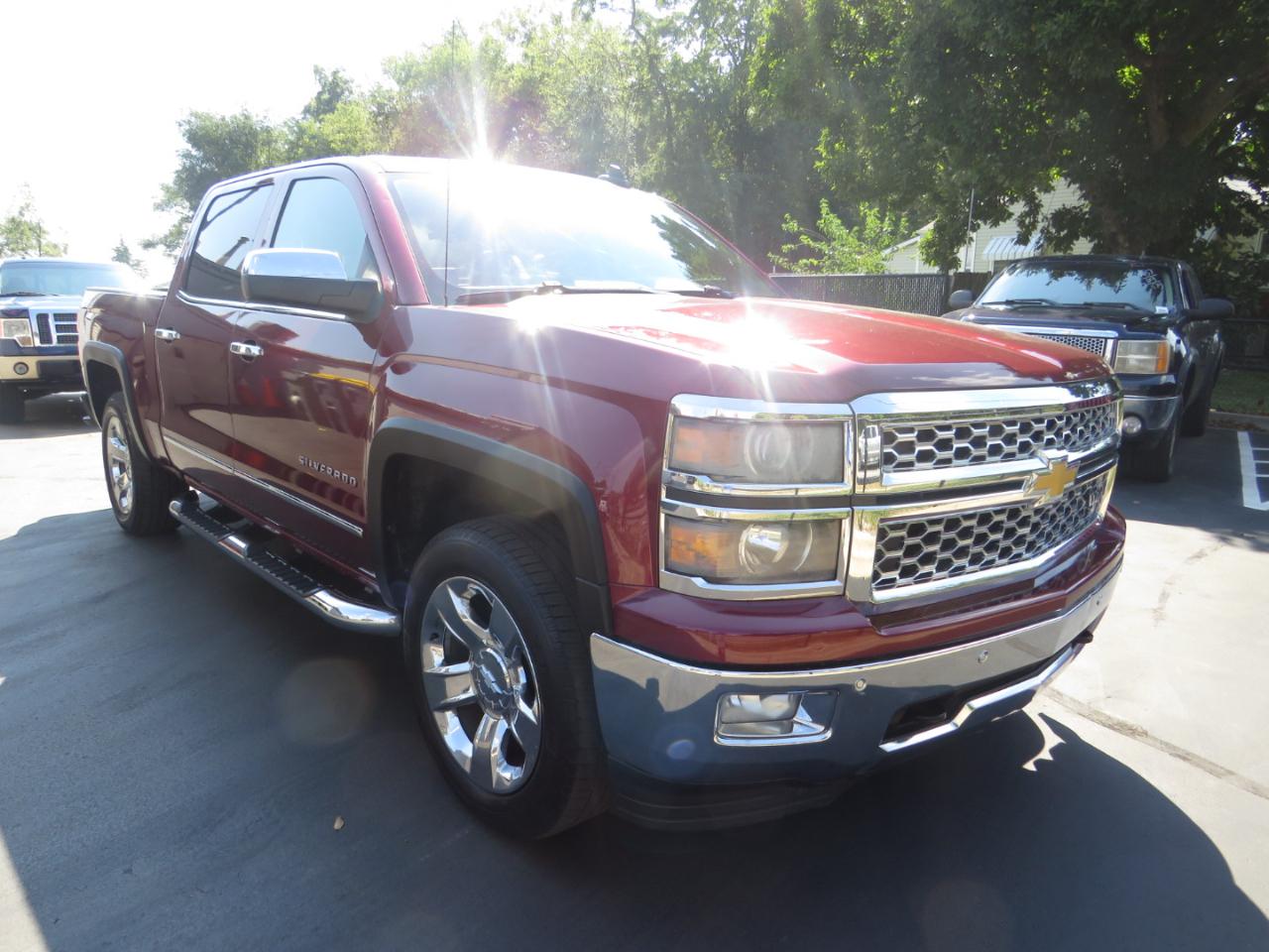 Chevrolet Silverado 1500 4WD Crew Cab 143.5" LTZ w/1LZ 2015