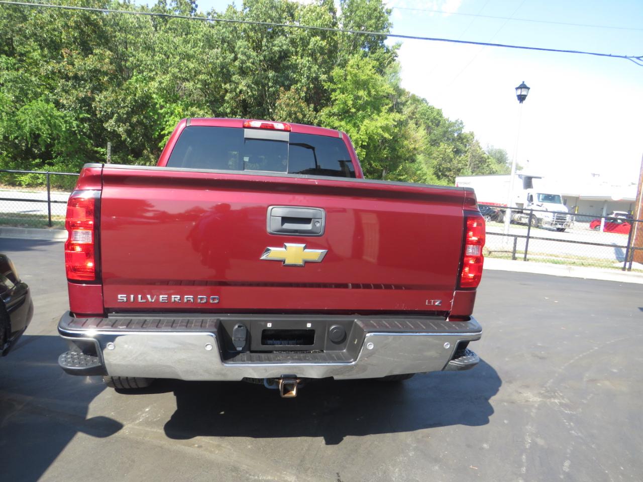 Chevrolet Silverado 1500 4WD Crew Cab 143.5" LTZ w/1LZ 2015