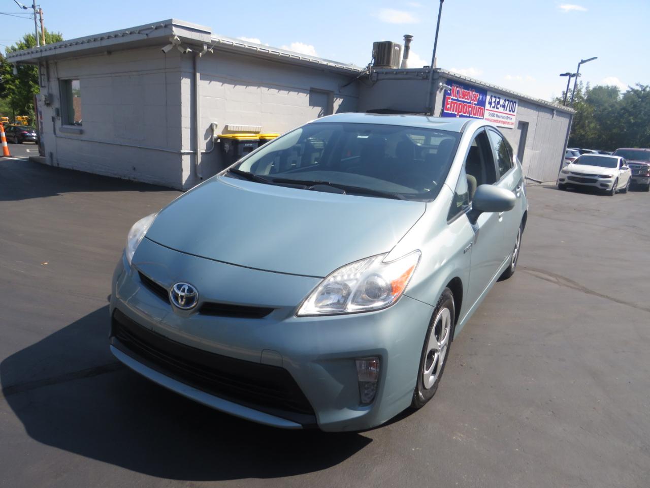 Toyota Prius 5dr HB Three (Natl) 2012