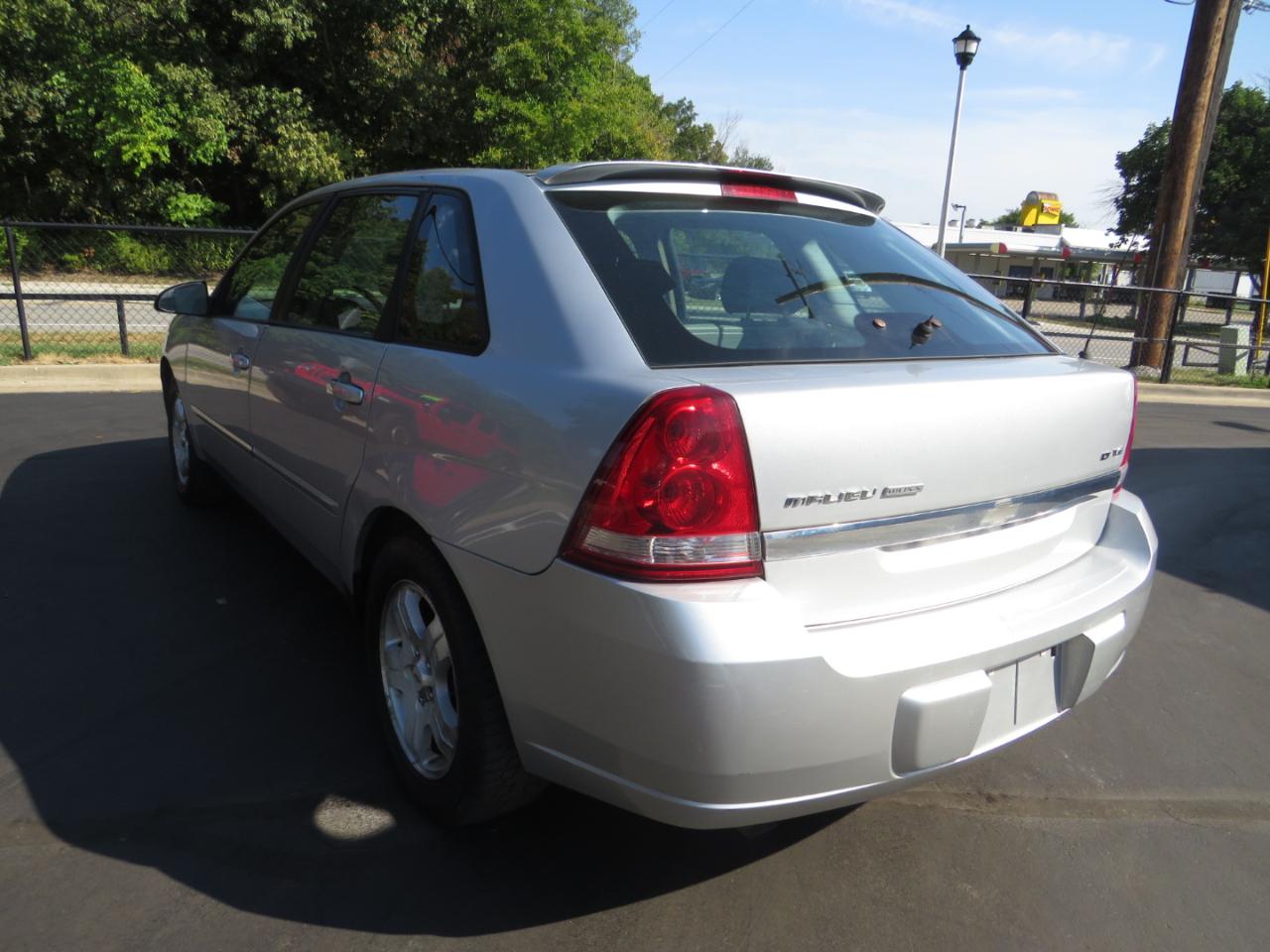 Chevrolet Malibu Maxx 4dr Sdn LT 2005