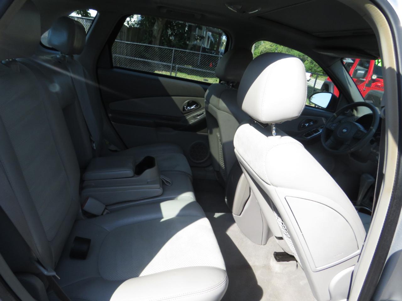 Chevrolet Malibu Maxx 4dr Sdn LT 2005