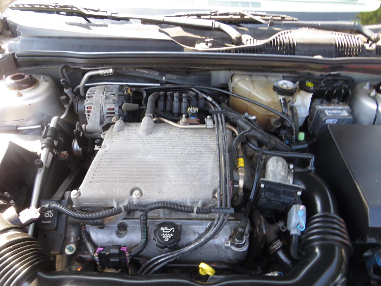 Chevrolet Malibu Maxx 4dr Sdn LT 2005