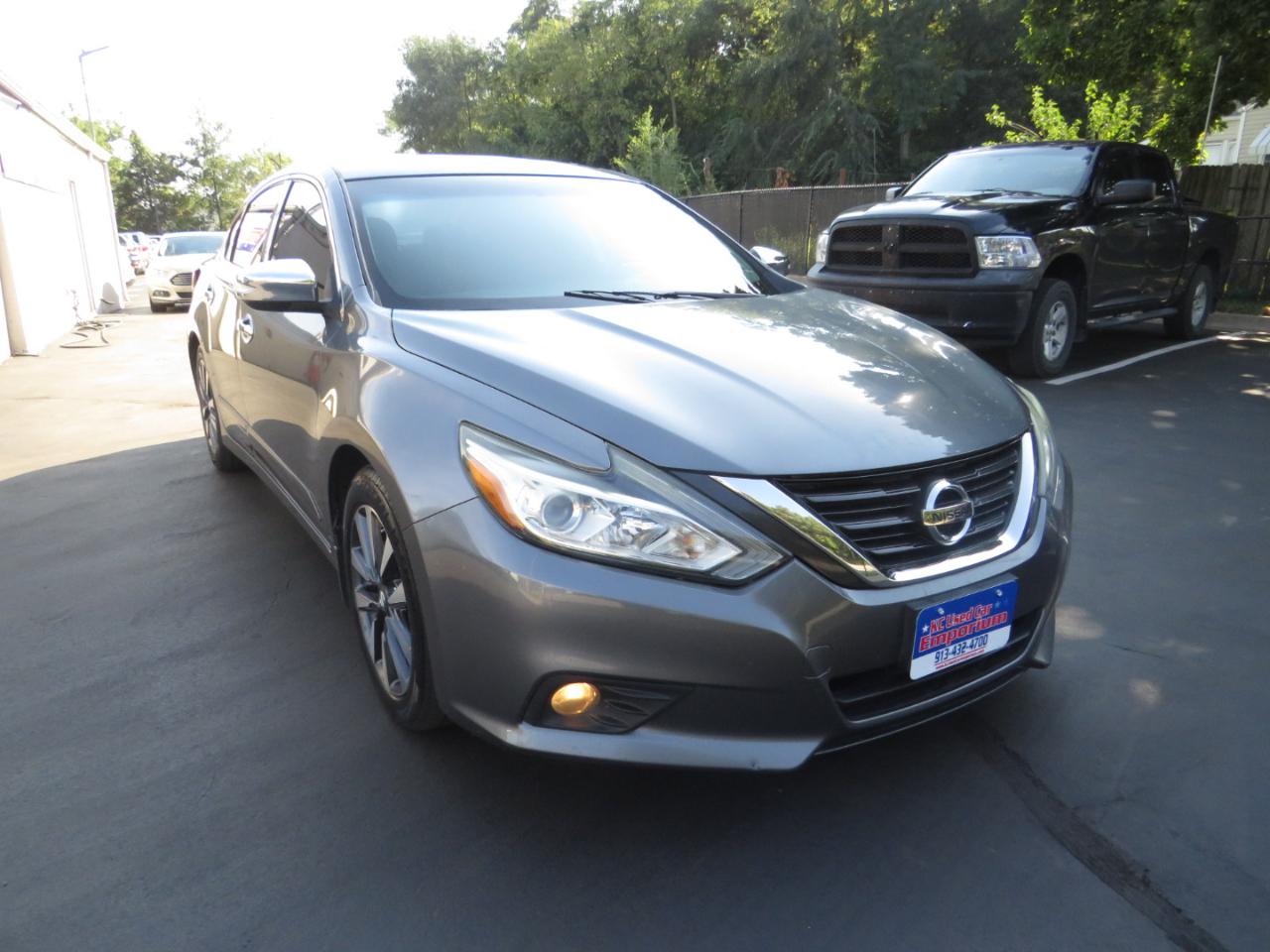 Nissan Altima 4dr Sdn I4 2.5 SV 2016