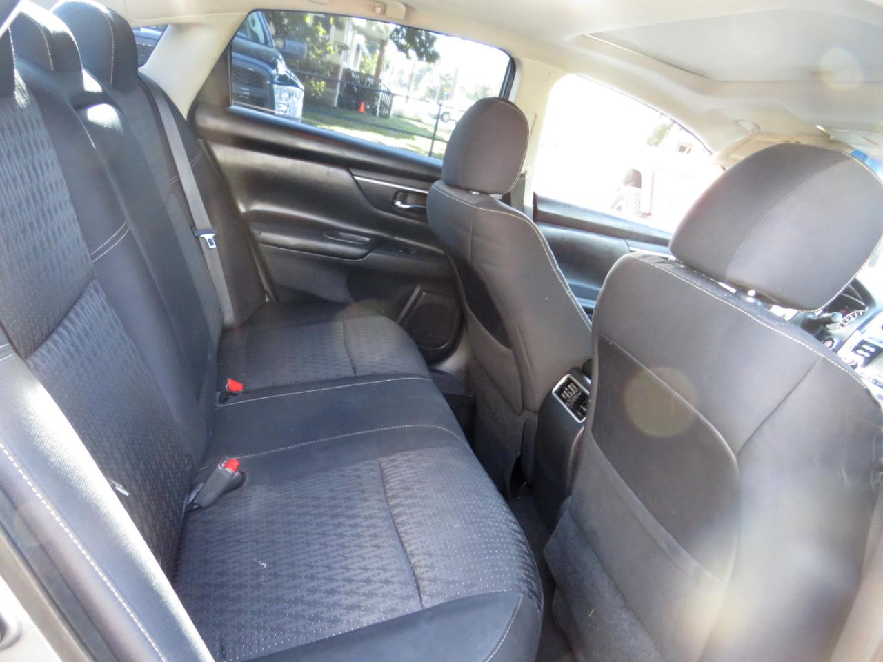 Nissan Altima 4dr Sdn I4 2.5 SV 2016