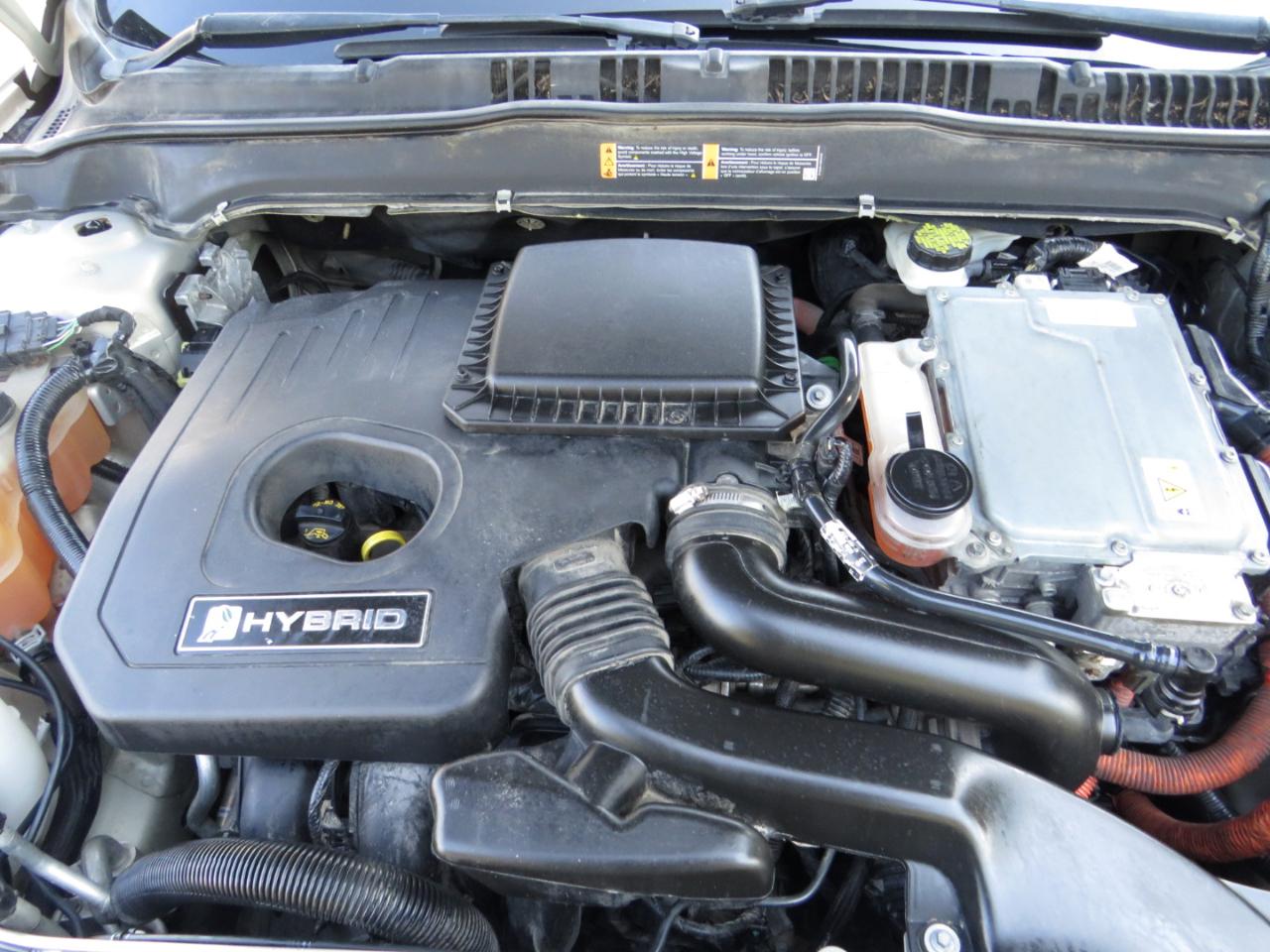 Ford Fusion 4dr Sdn SE Hybrid FWD 2015
