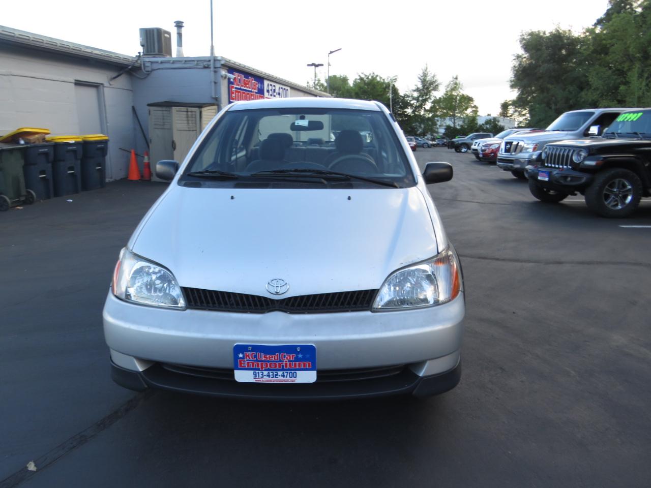 Toyota ECHO 4dr Sdn Manual (Natl) 2002