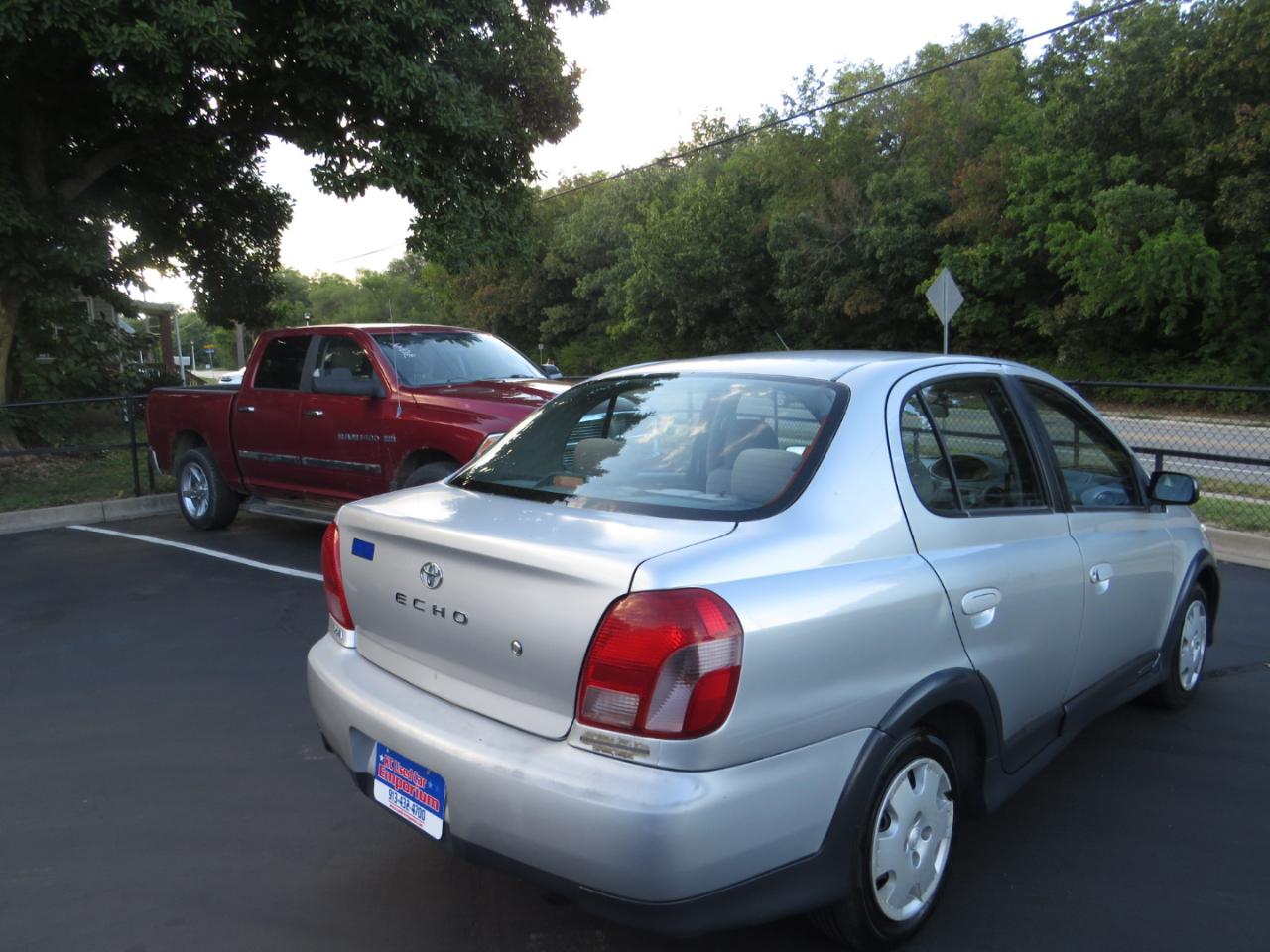 Toyota ECHO 4dr Sdn Manual (Natl) 2002