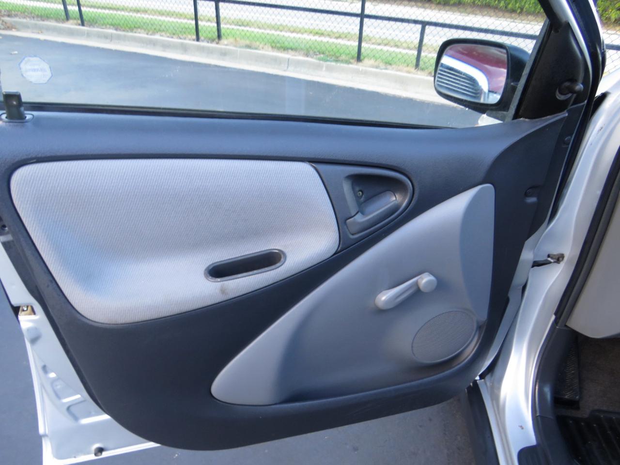 Toyota ECHO 4dr Sdn Manual (Natl) 2002