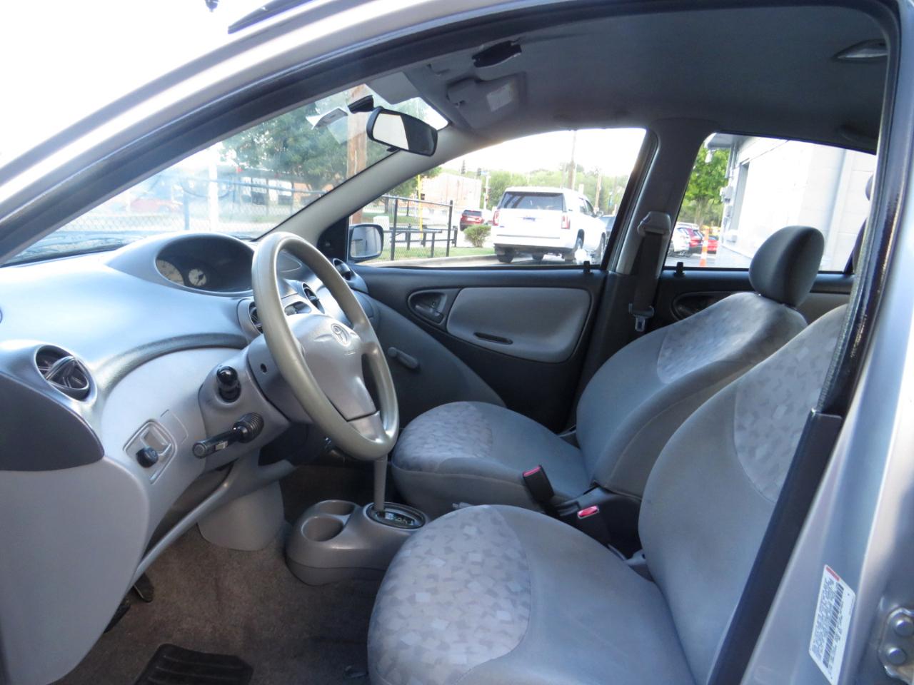 Toyota ECHO 4dr Sdn Manual (Natl) 2002