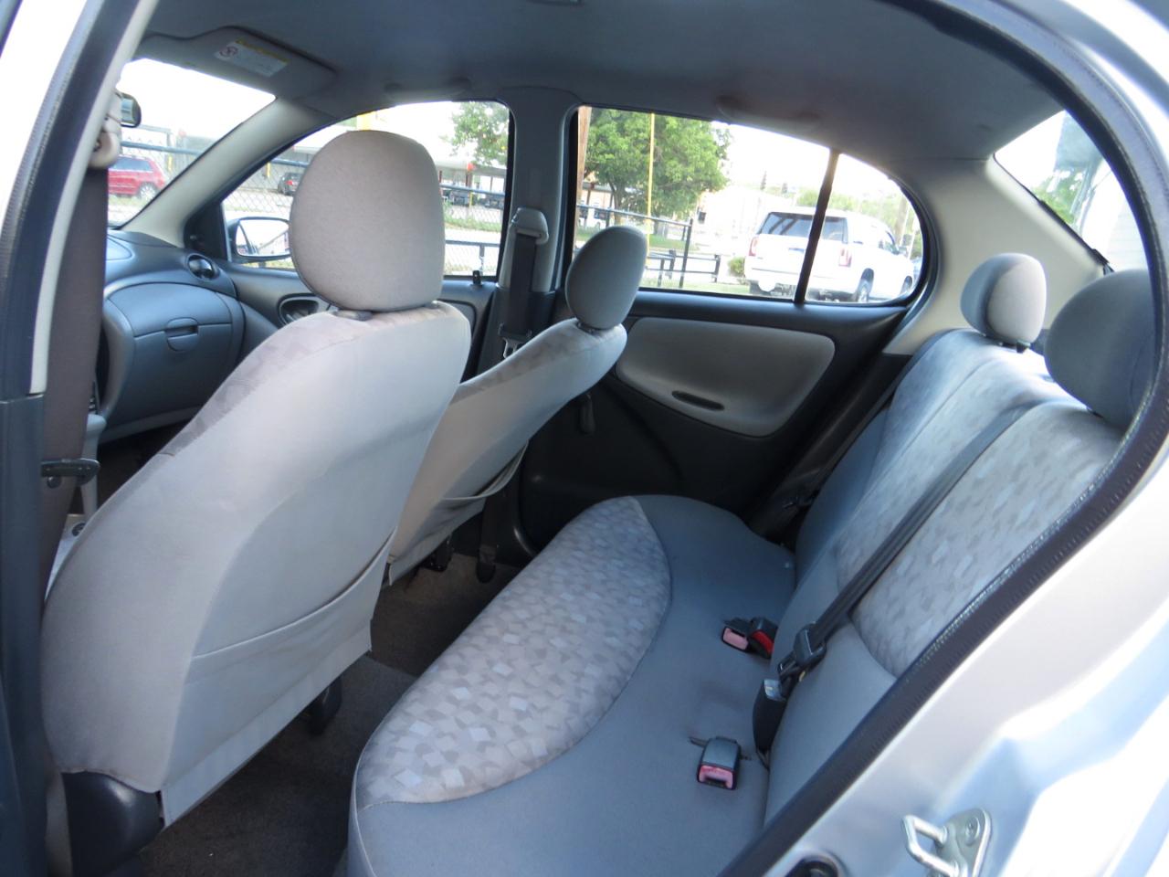 Toyota ECHO 4dr Sdn Manual (Natl) 2002