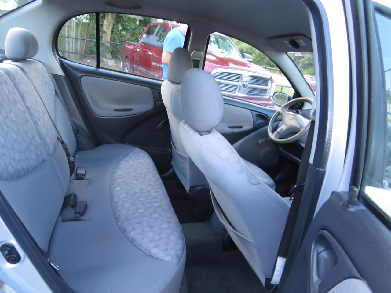 Toyota ECHO 4dr Sdn Manual (Natl) 2002