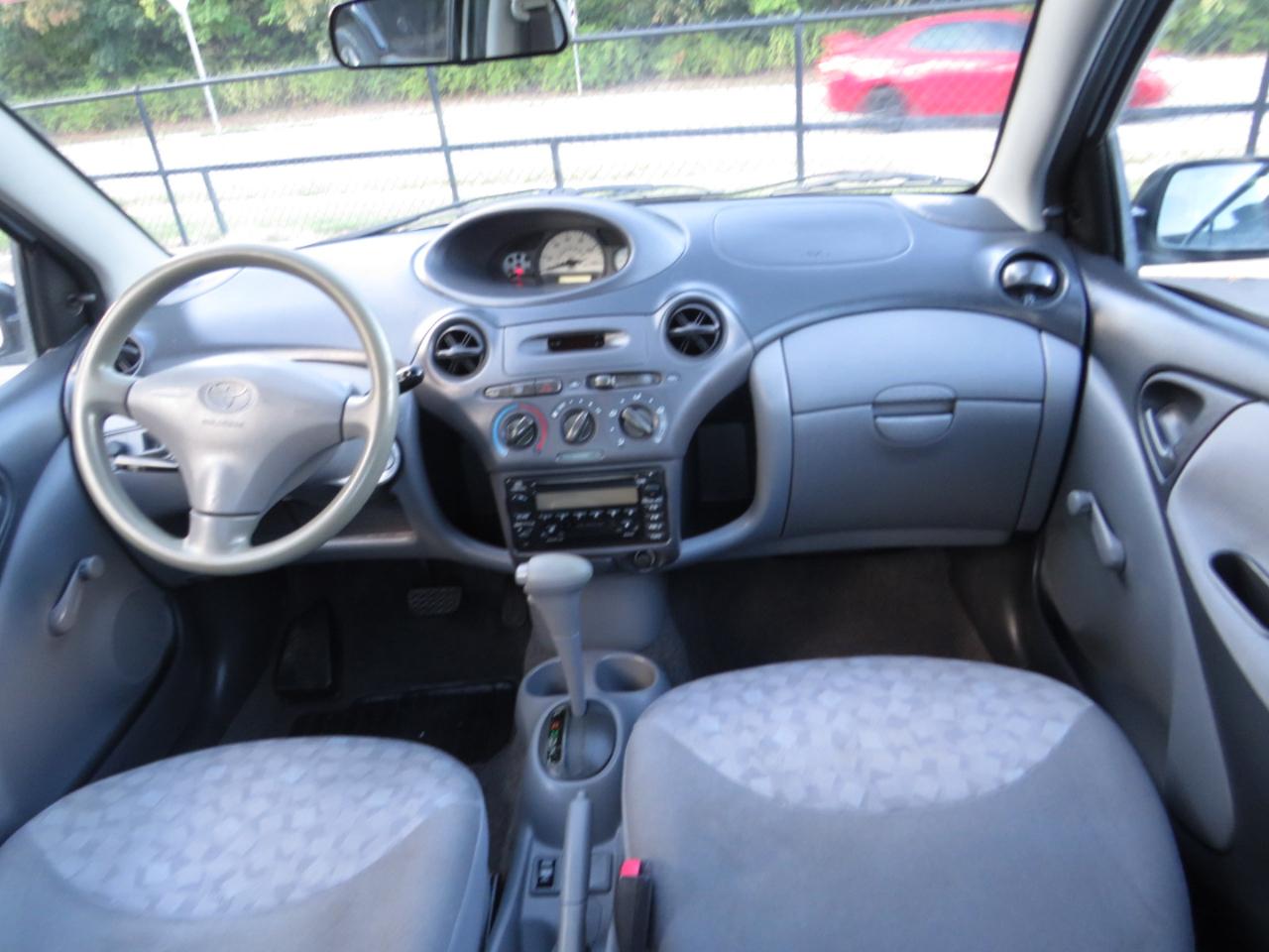 Toyota ECHO 4dr Sdn Manual (Natl) 2002