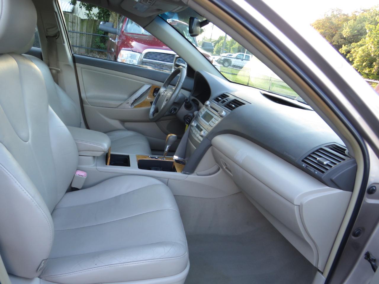 Toyota Camry 4dr Sdn V6 Auto XLE (Natl) 2007