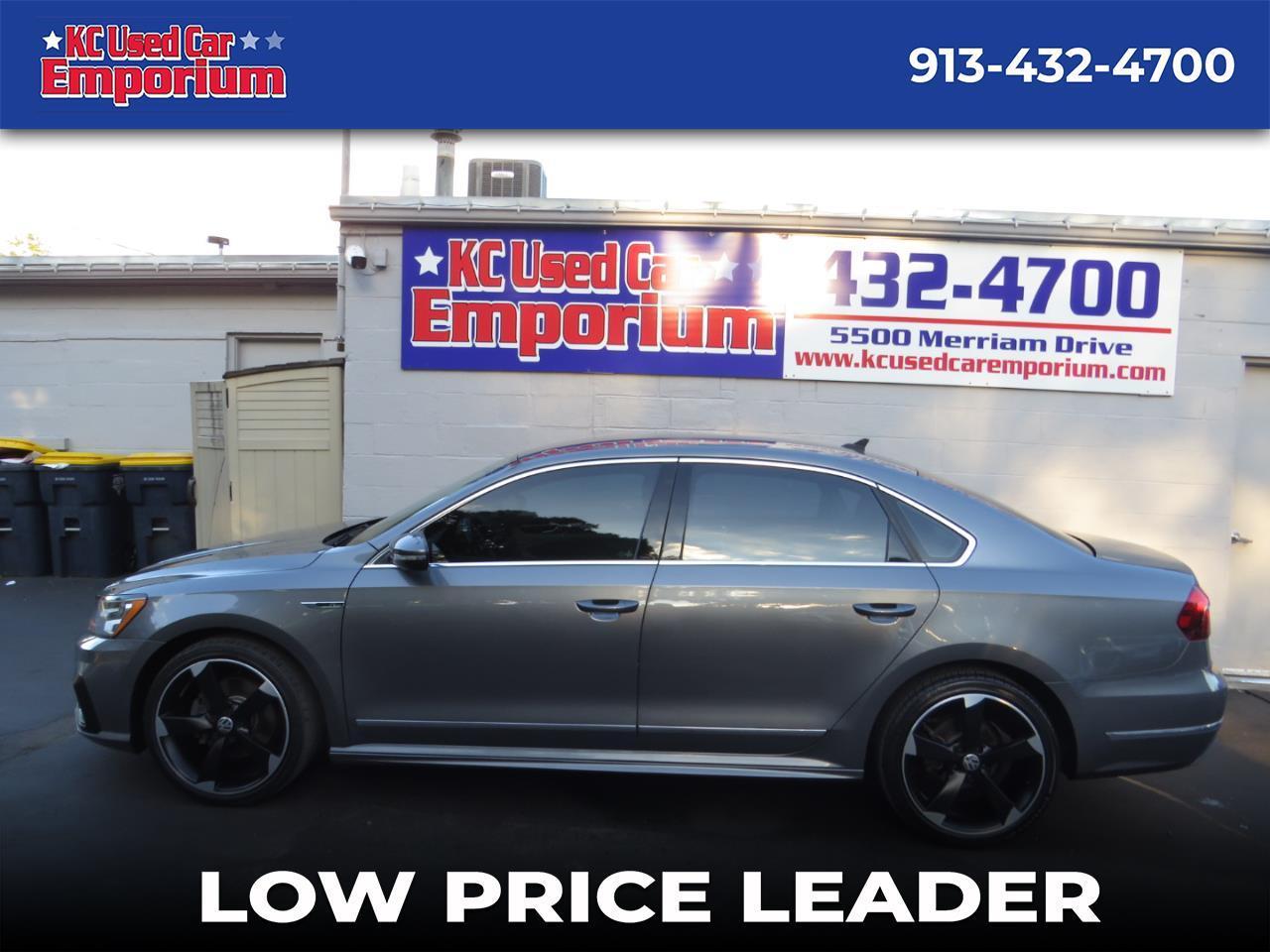 Volkswagen Passat R-Line w/Comfort Pkg Auto 2017
