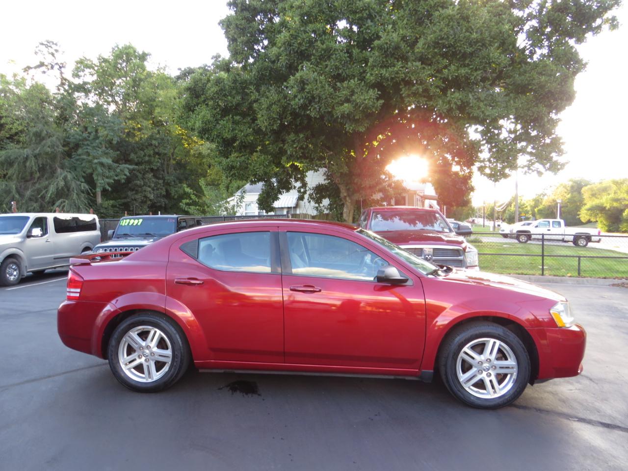 Dodge Avenger 4dr Sdn R/T 2009