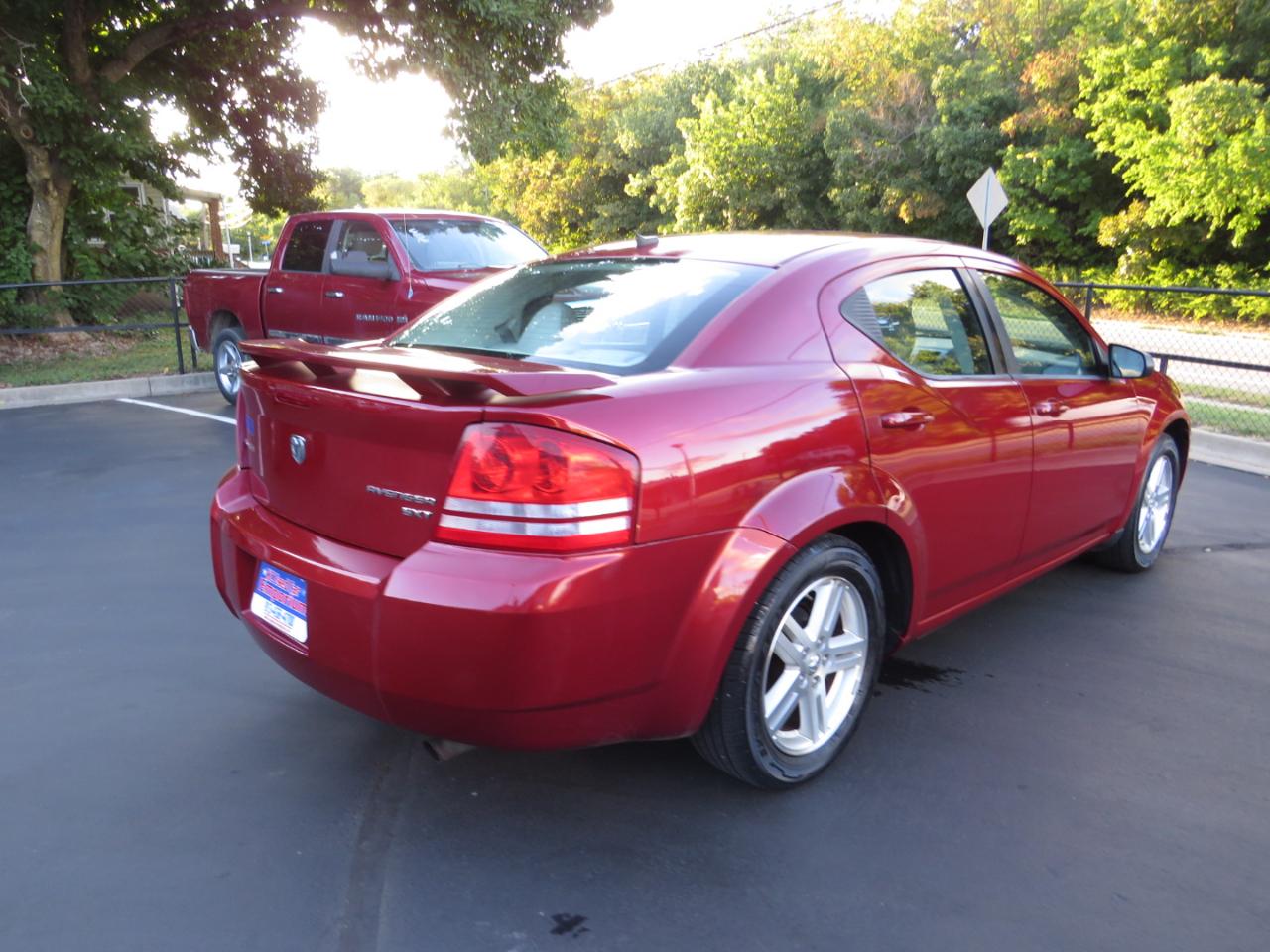 Dodge Avenger 4dr Sdn R/T 2009