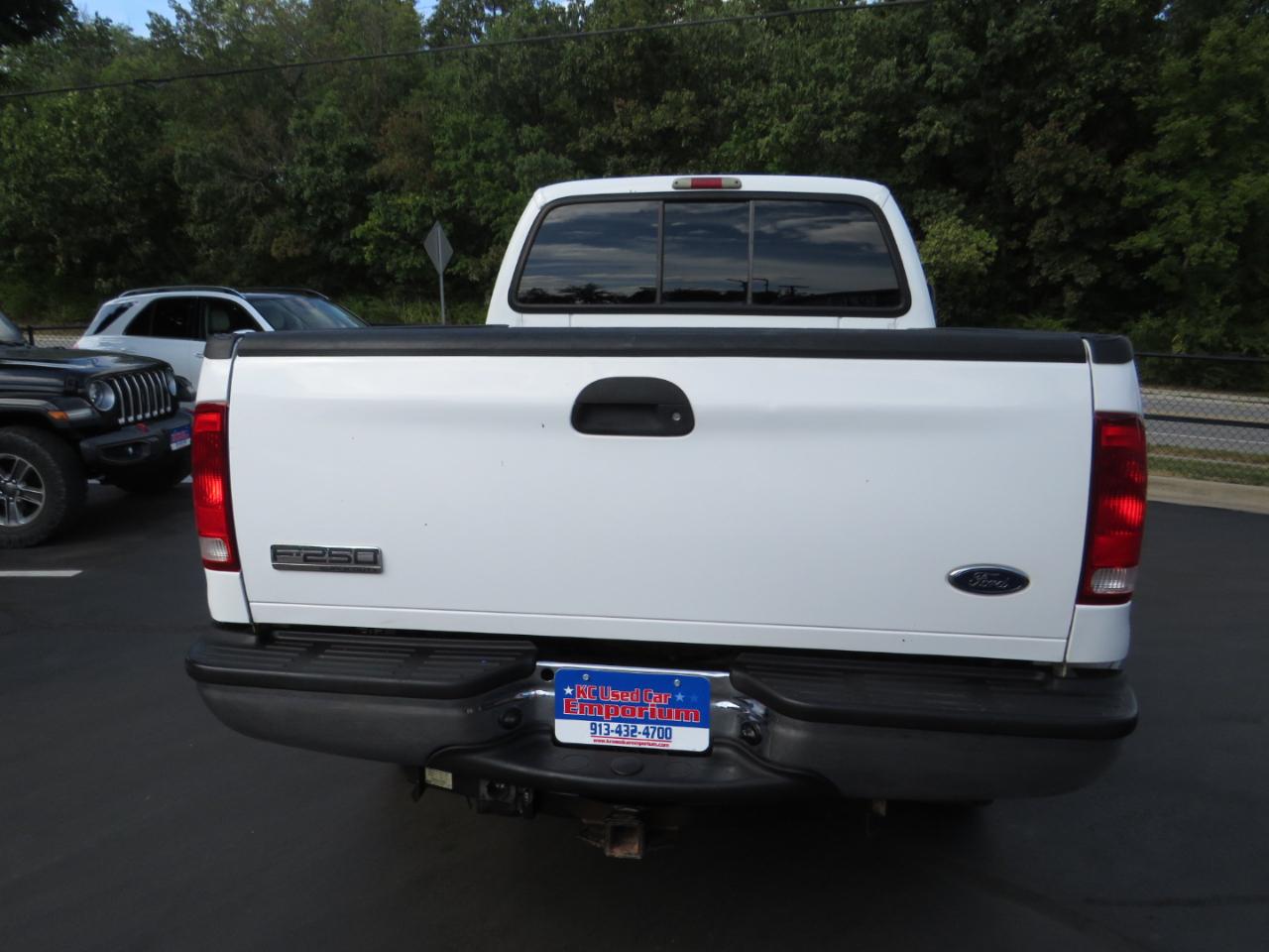 Ford Super Duty F-250 Crew Cab 156" King Ranch 4WD 2005