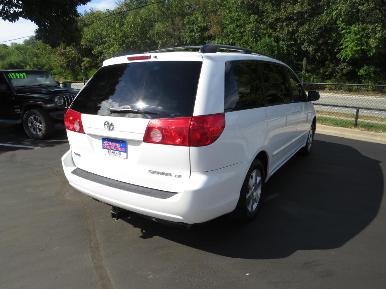 Toyota Sienna 5dr 7-Pass Van CE FWD (Natl) 2008