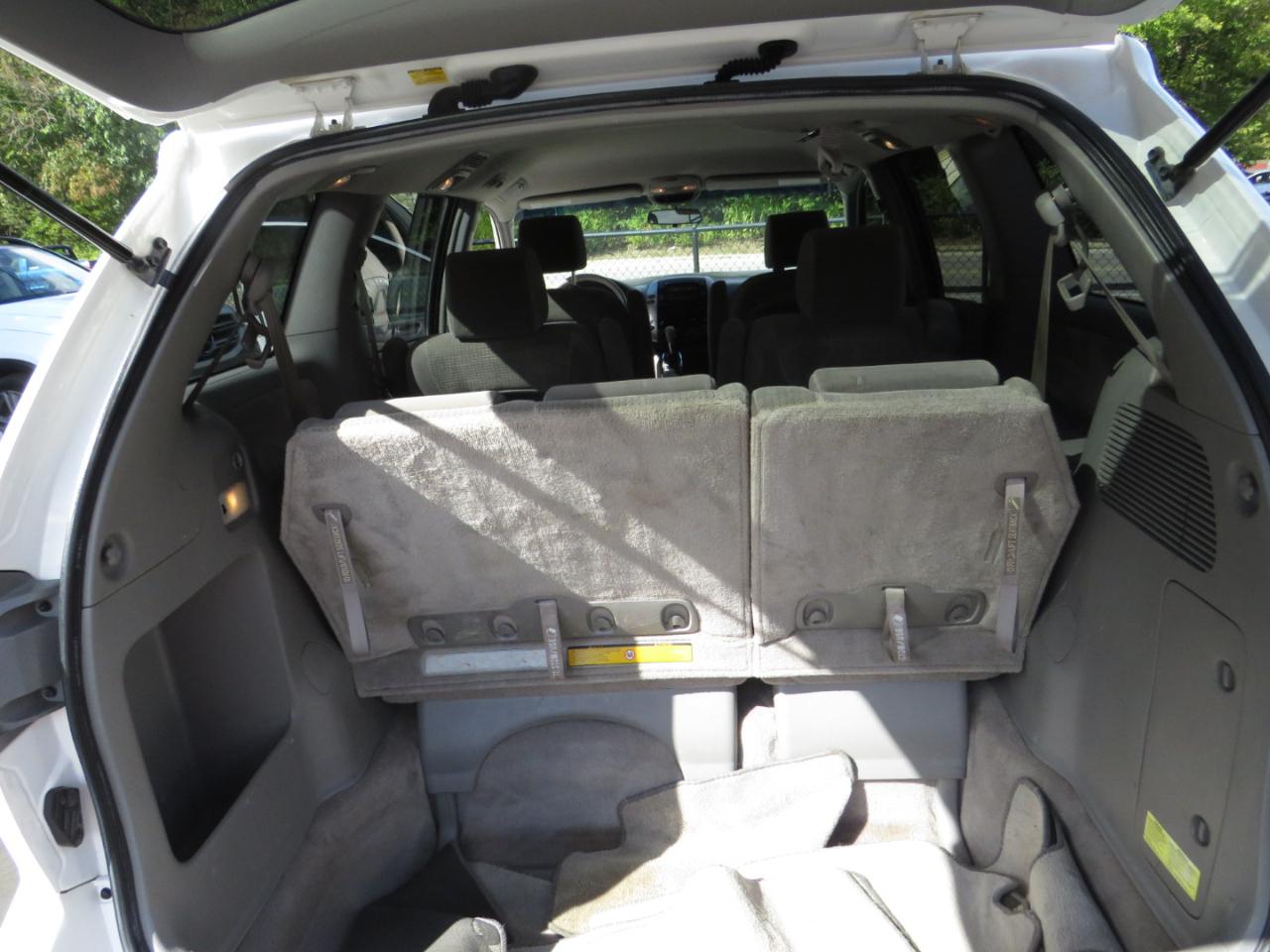 Toyota Sienna 5dr 7-Pass Van CE FWD (Natl) 2008