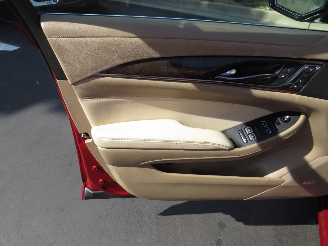 Cadillac CTS Sedan 4dr Sdn 2.0L Turbo Luxury AWD 2014