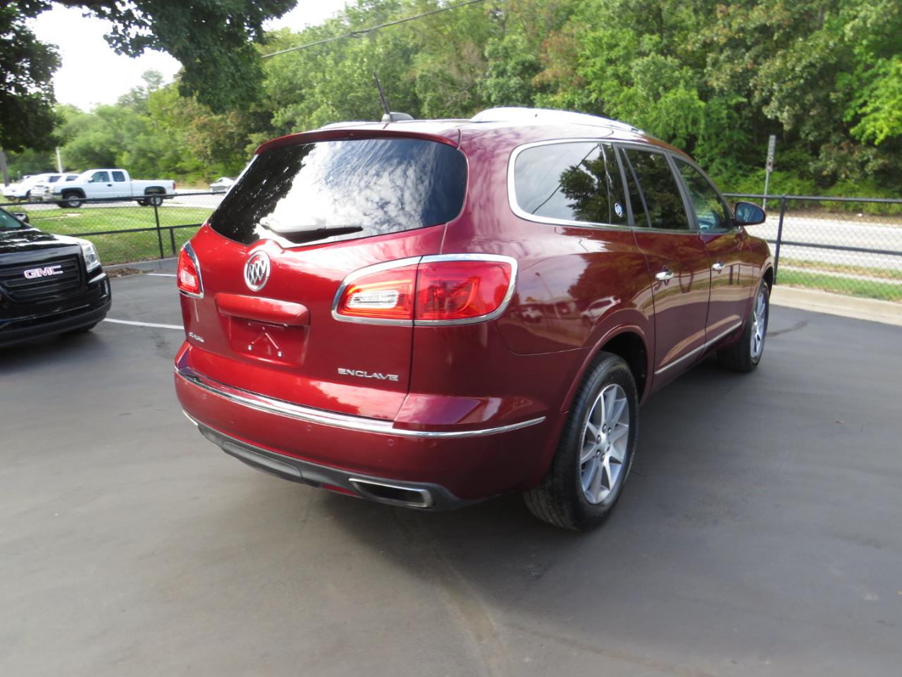 Buick Enclave FWD 4dr Convenience 2017