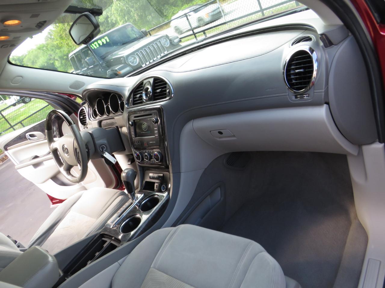 Buick Enclave FWD 4dr Convenience 2017